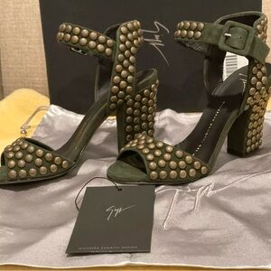 Giuseppe Zanotti studded Ankle-Wrap Chunky-Heel Sandal,Militare size  10